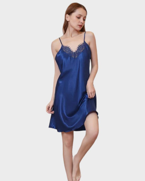 Fond de robe bleu marine face