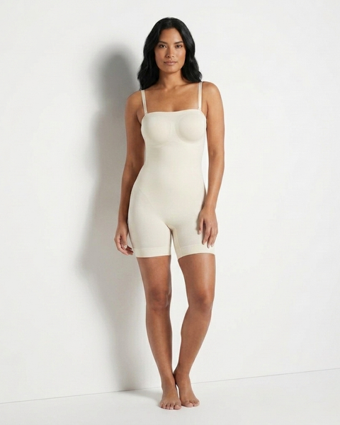 Combinaison sous robe blanche