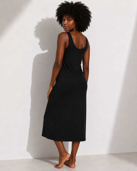 Fond de robe noir longue dos