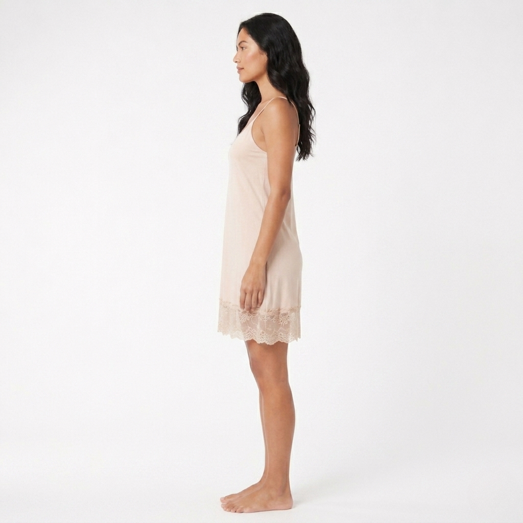 Fond de robe soie et dentelles