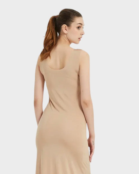 Fond de robe beige courte